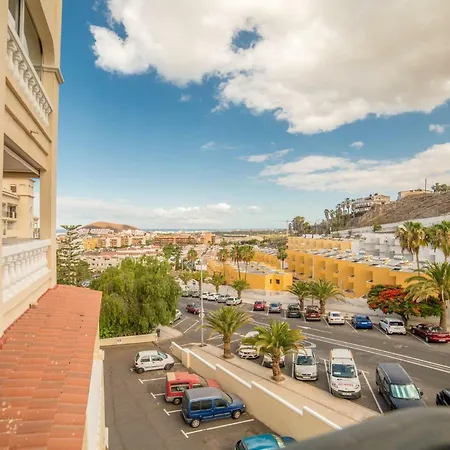 Casa Sara En Los Cristianos * 洛斯克里斯蒂亚诺斯
